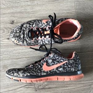 Grey and pink leopard print NIKE free